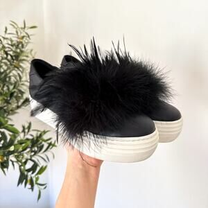 Here/Now Lily Feather Pom Leather Slip On Platform Sneaker Black 8.5